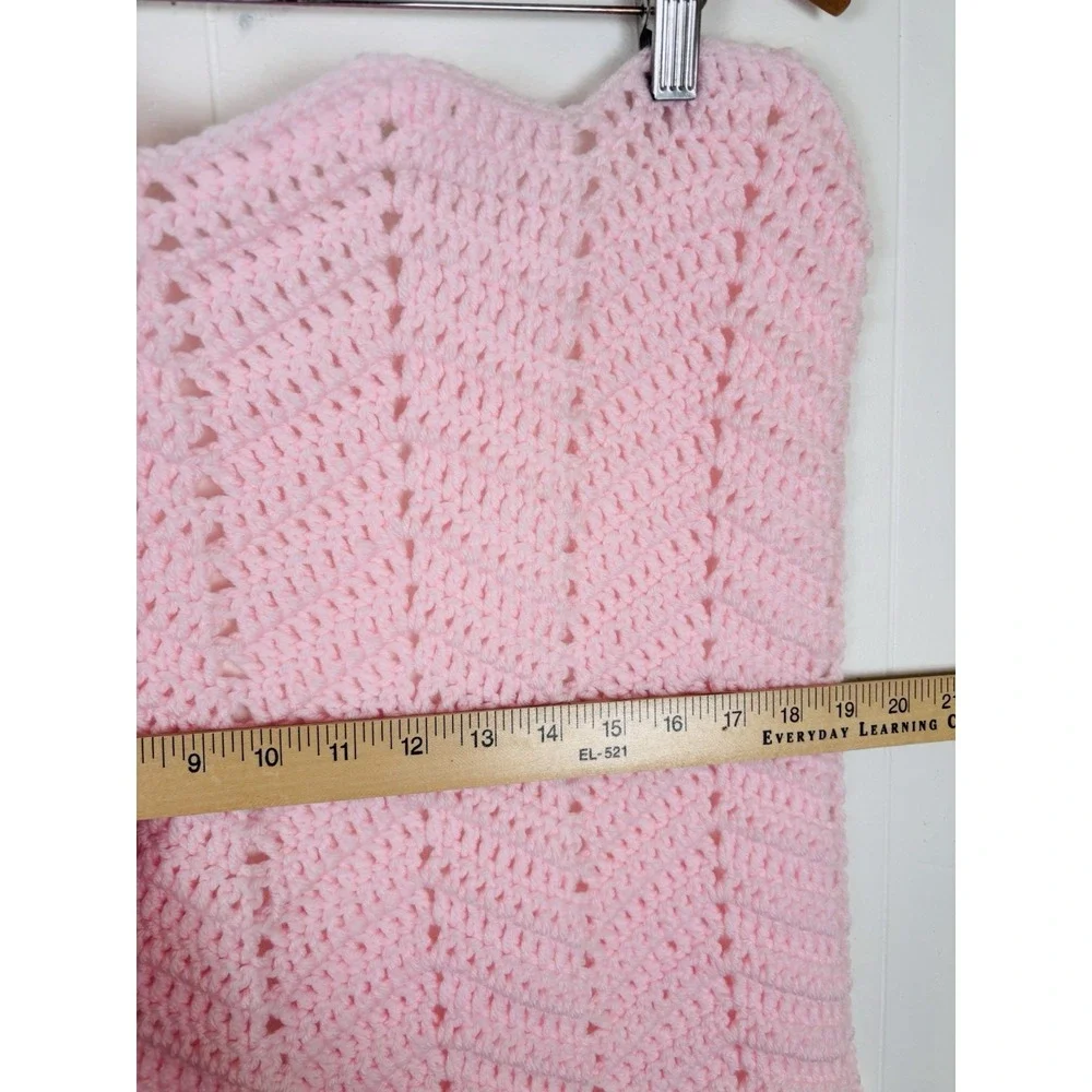 Handmade Pink Crochet Baby Doll Blanket Scalloped Hem 19